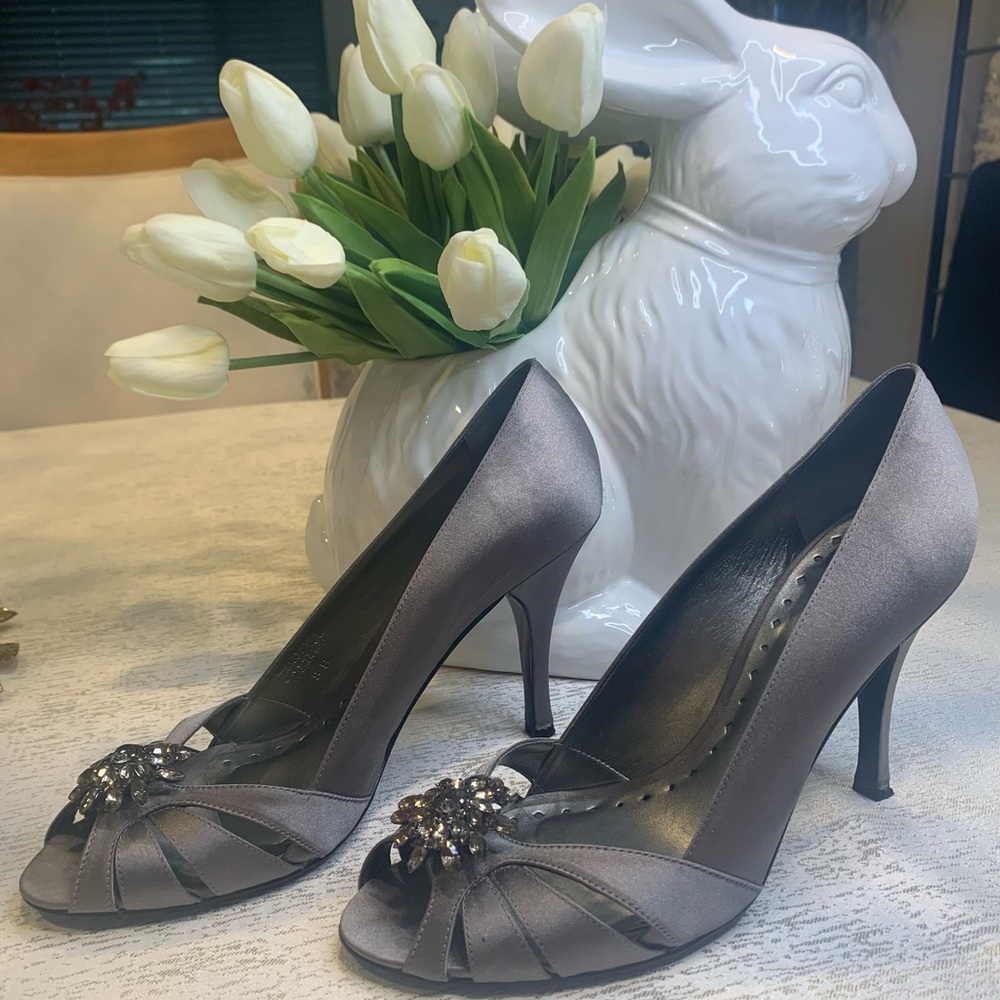 Sexy Peep Toe Heels with Crystal Brooch Toe Embellishment - BCB Girls 8M